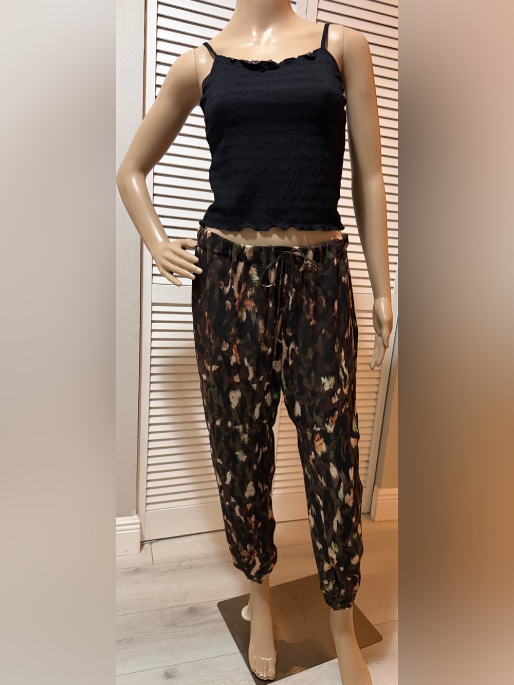 Haute Hippie 100% Silk Abstract Print Jogger Pants Size Small | Fully Lined NWOT